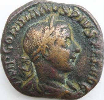 nettoyer du bronze monnaie romaine en bronze